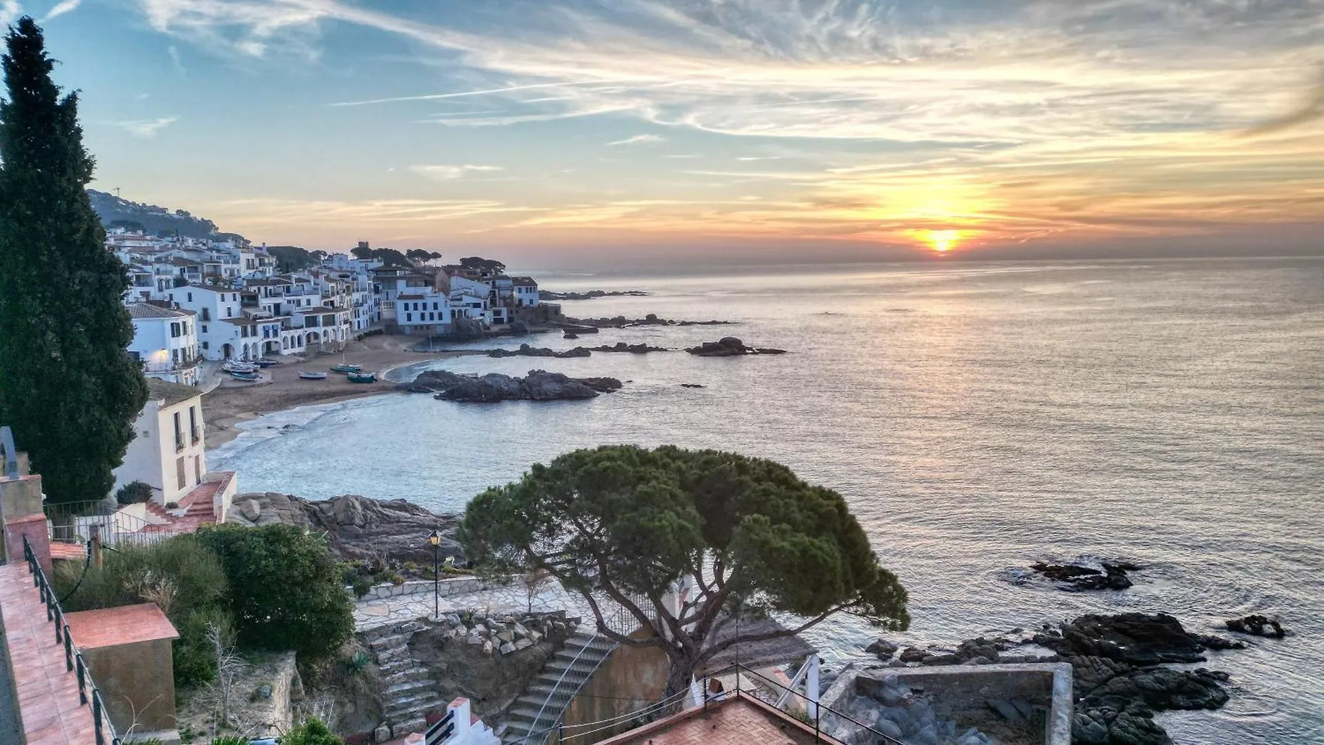 Apartamento De Lujo Con Vistas Al Mar, A Dos Minutos De La Playa Calella De Palafrugell